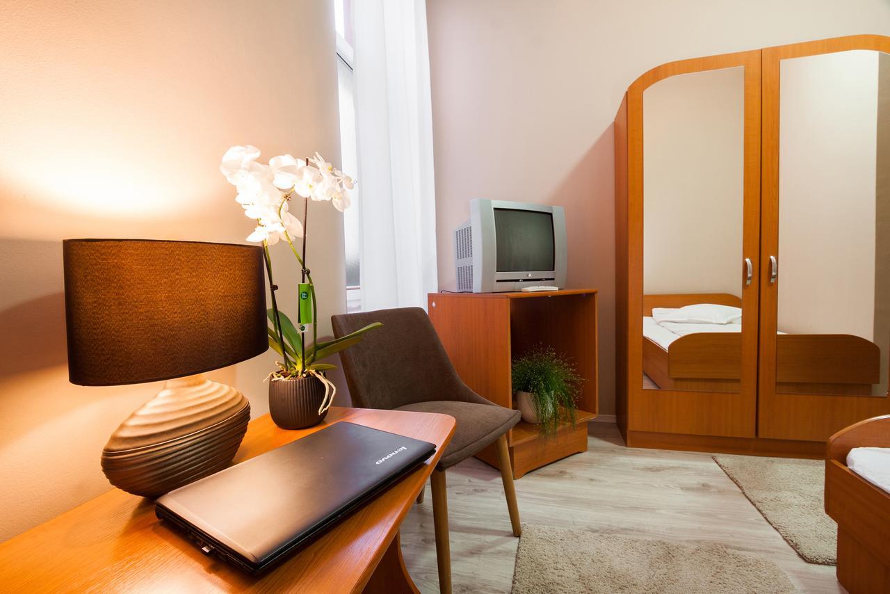 Szilagyi Hotel&Restaurant Gheorgheni  Εξωτερικό φωτογραφία